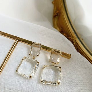 Alloy Baroque Irregular Clear Acrylic Earrings-Jewearrings