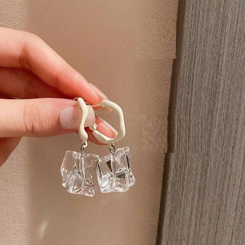 Alloy Baroque Irregular Clear Acrylic Earrings-Jewearrings