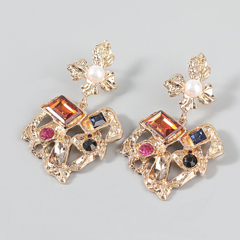 Alloy Inlaid Pearl And Diamond Acrylic Geometric Earrings-Jewearrings