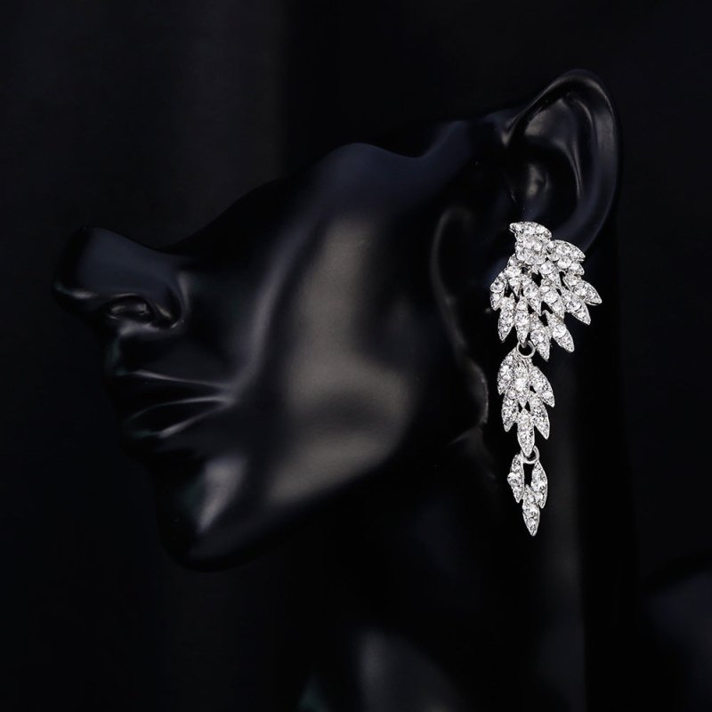 Angel Earrings: Angelic Elegance Wing-Jewearrings