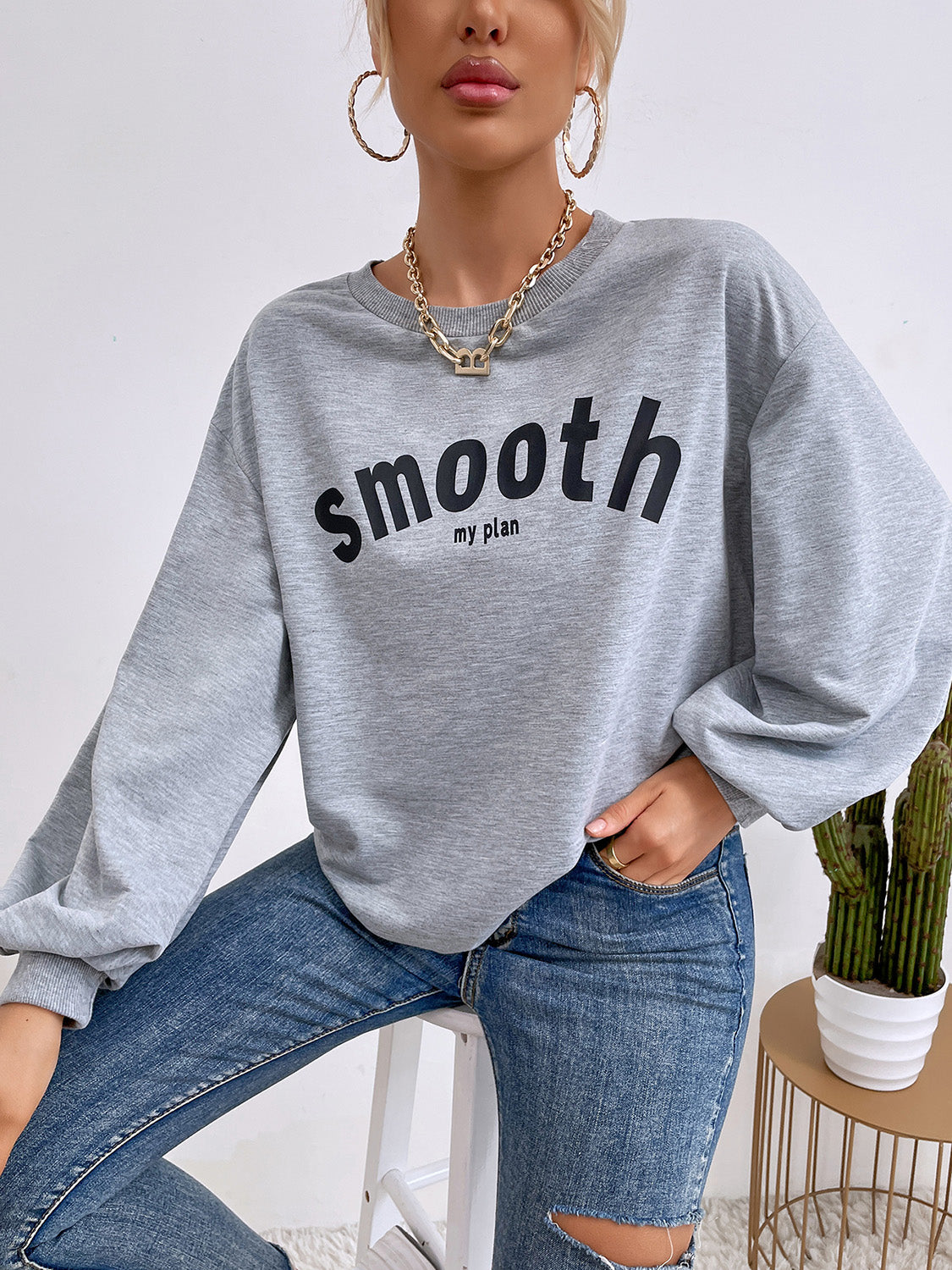 Round Neck Long Sleeve SMOOTH MY PLAN Graphic Sweatshirt-Jewearrings