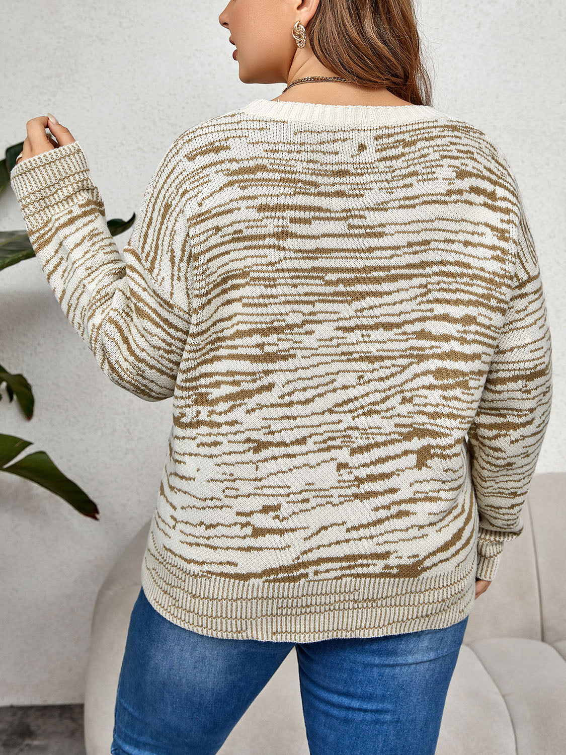 Plus Size Round Neck Long Sleeve Sweater-Jewearrings