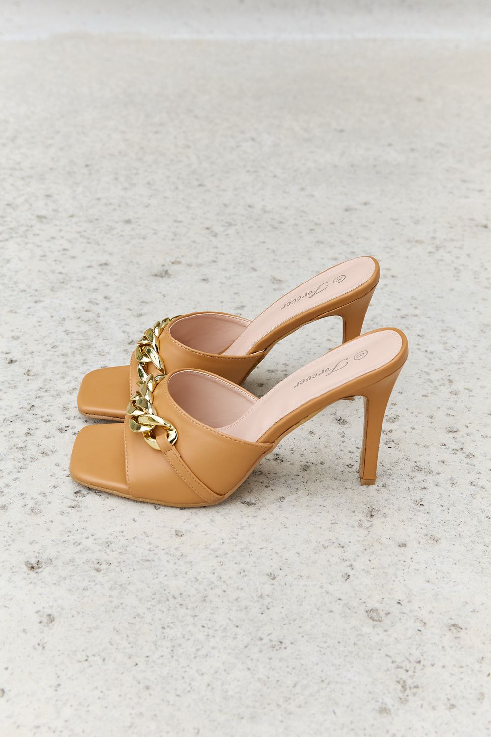 Forever Link Single Strap Chain Detail Mule Heels in Tan-Jewearrings