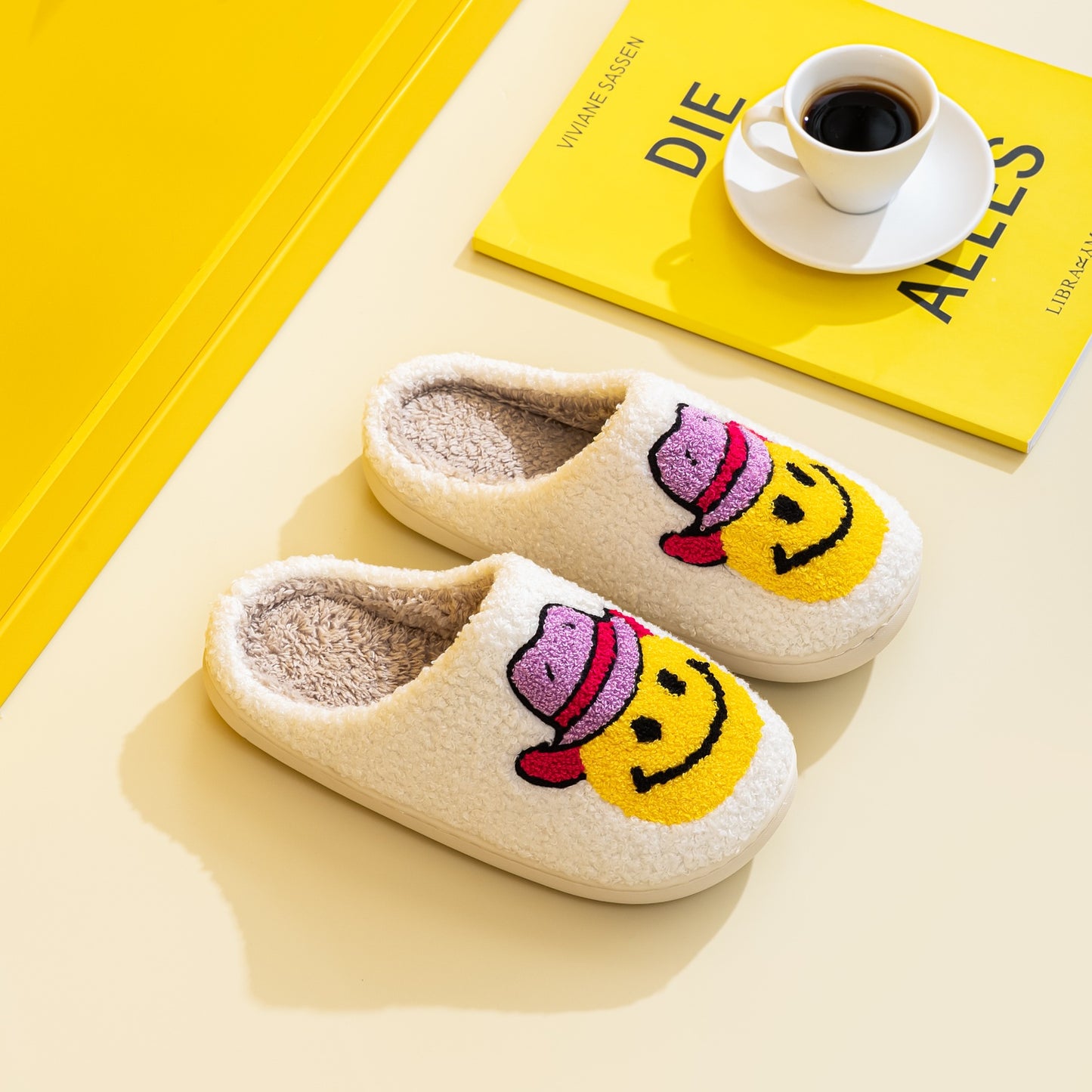 Melody Smiley Face Slippers-Jewearrings