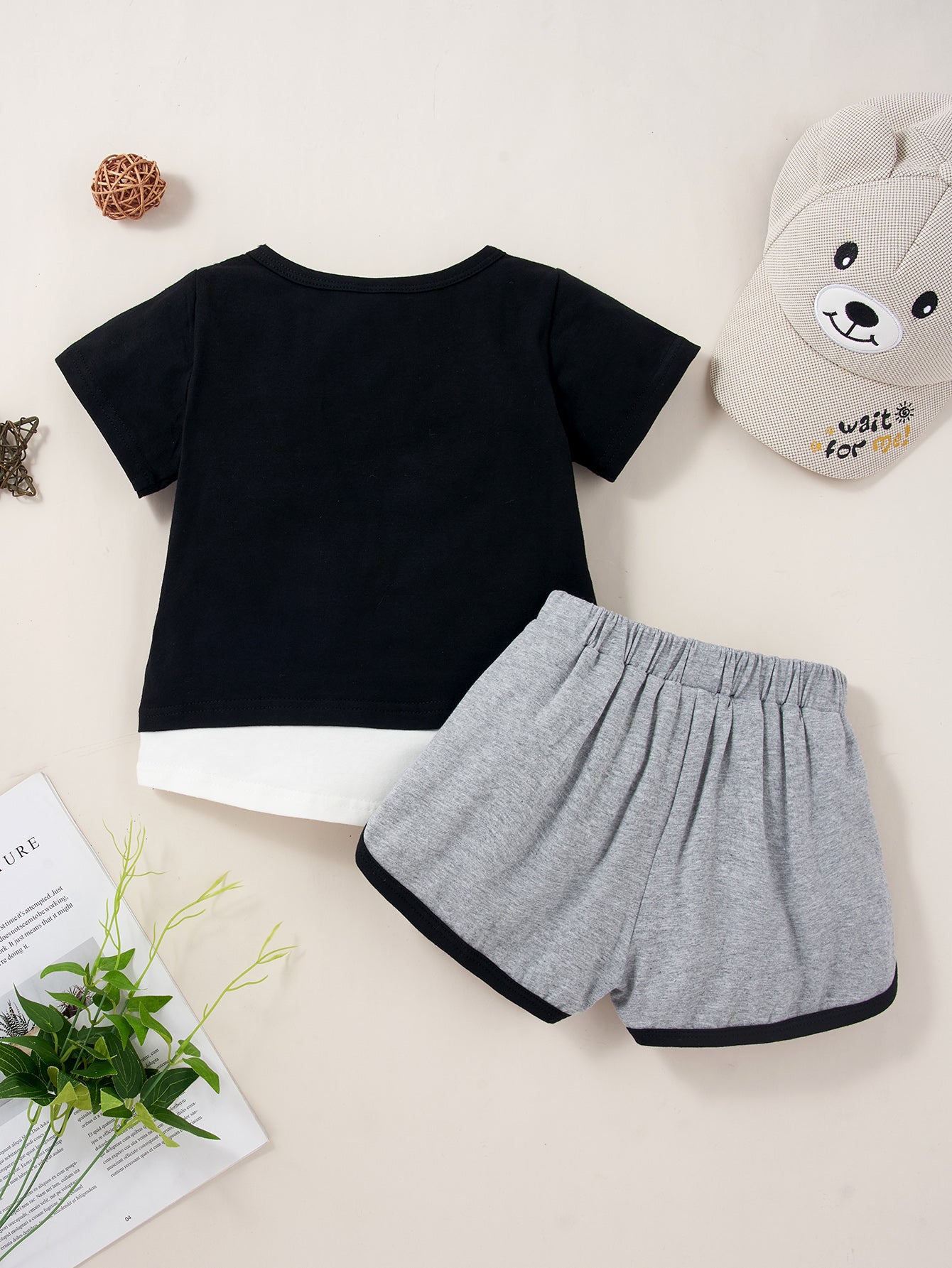 Round Neck Short Sleeve T-Shirt and Shorts Set-Jewearrings