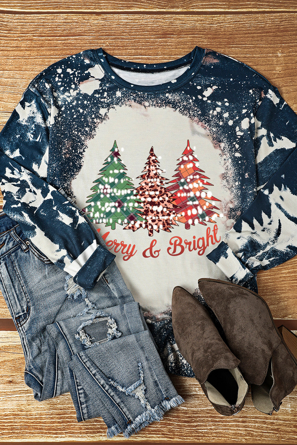 MERRY & BRIGHT Graphic Long Sleeve Top-Jewearrings