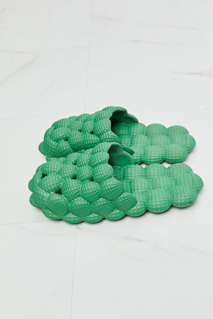 NOOK JOI Laid Back Bubble Slides in Green-Jewearrings