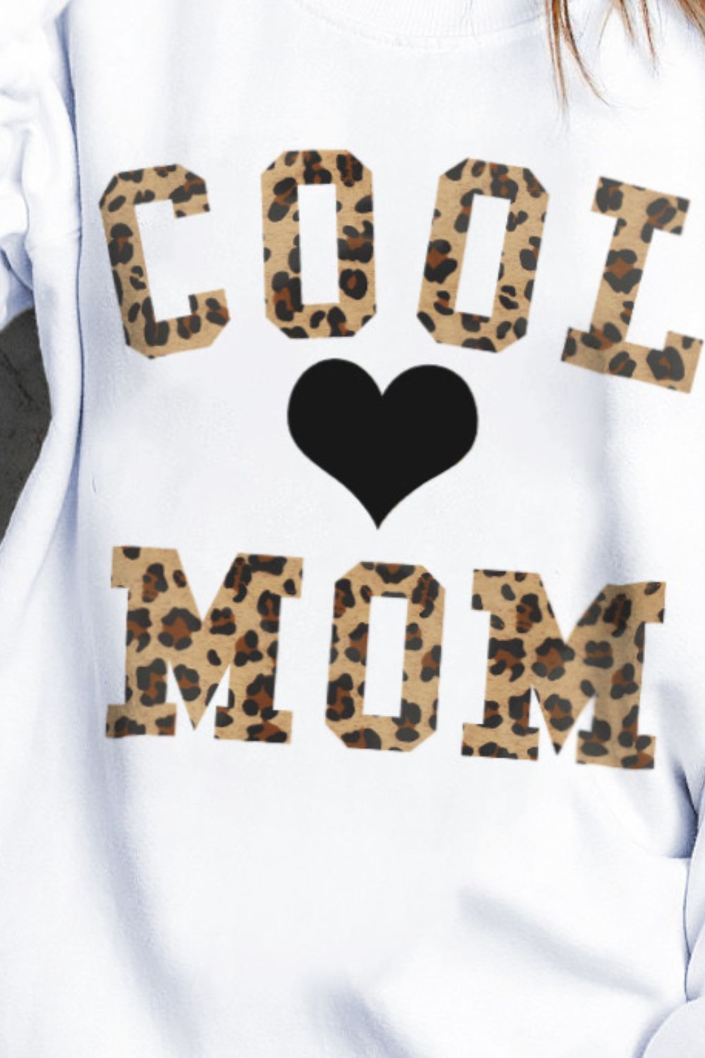 COOL MOM Heart Graphic Round Neck Sweatshirt-Jewearrings