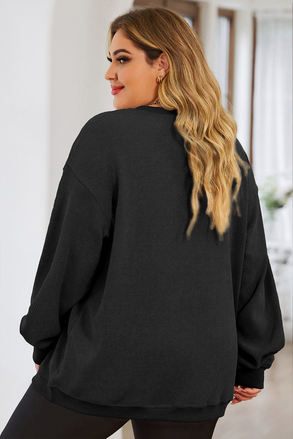 Plus Size Lip Graphic Round Neck Drop Shoulder Sweatshirt-Jewearrings