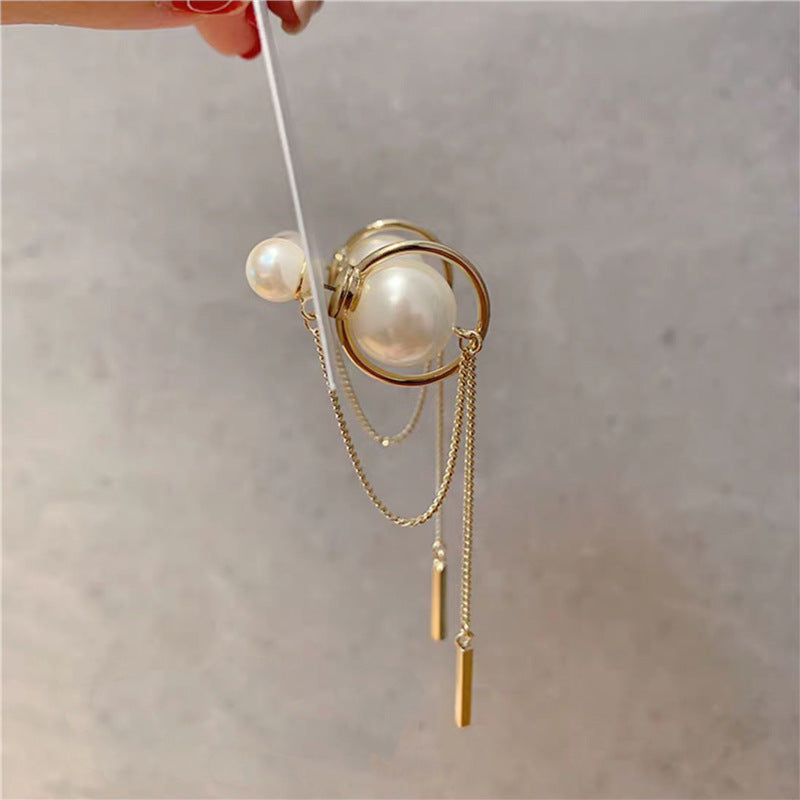 Simple Personality Size Pearl Moving Earrings-Jewearrings