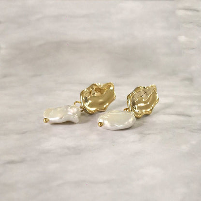 Baroque freshwater pearl earrings-Jewearrings