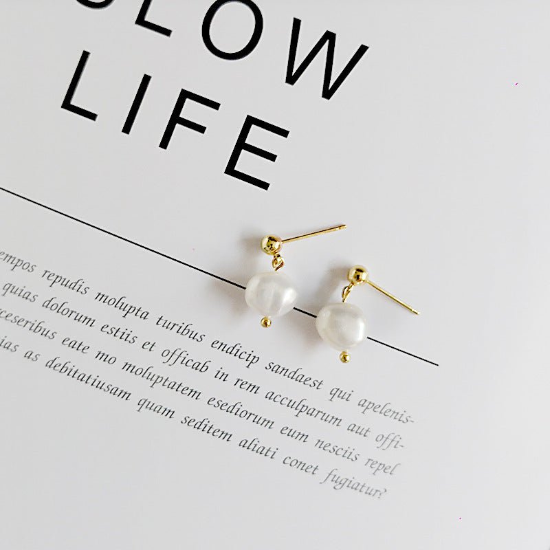 Baroque natural pearl earrings-Jewearrings