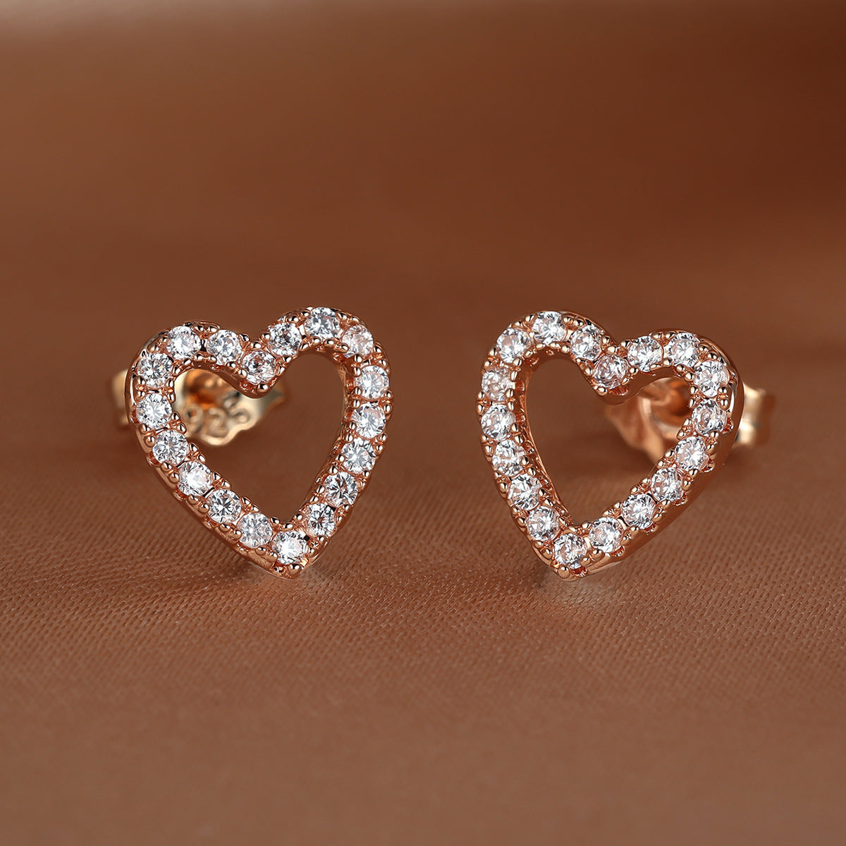 Women's Micro Set Zircon Cutout Heart Stud Earrings-Jewearrings