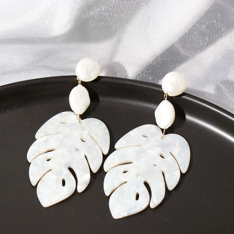 Big Exaggerated Tassel Earrings Leaf-Shaped Pearls-Jewearrings