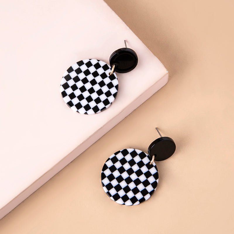 Black White Chequered Print Round Acrylic Pendant Drop Earrings For Women-Jewearrings