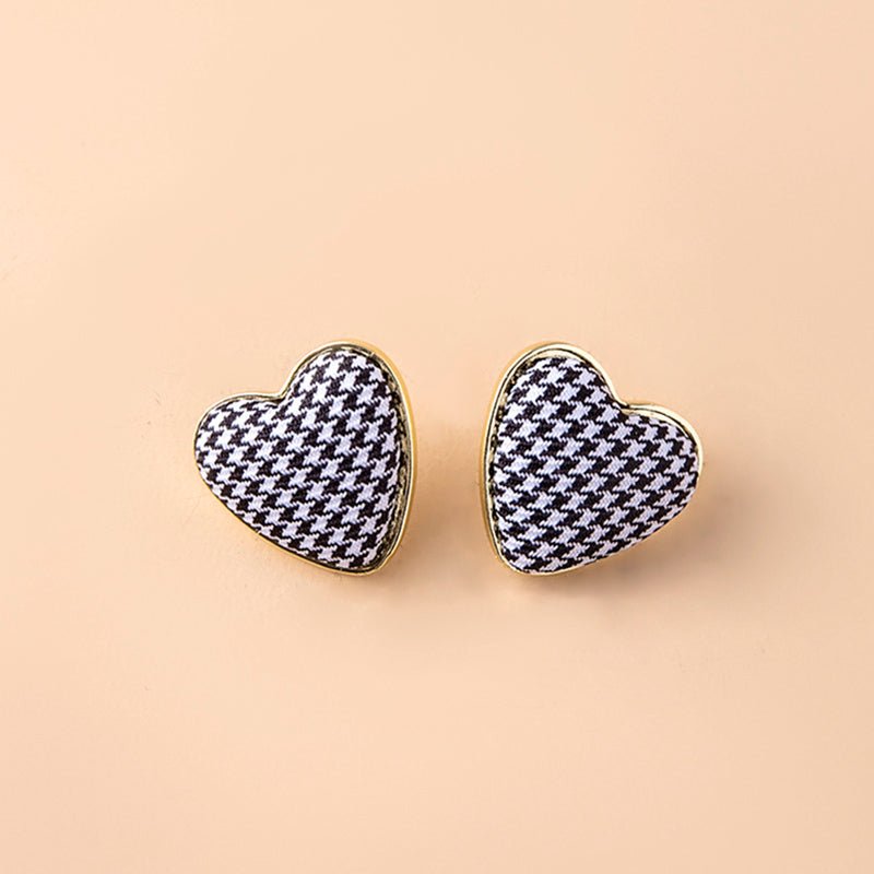 Black White Houndstooth Earrings Big Heart Corduroy Stud Earrings For Women-Jewearrings