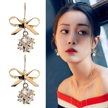 Bow Full Diamond Earrings-Jewearrings