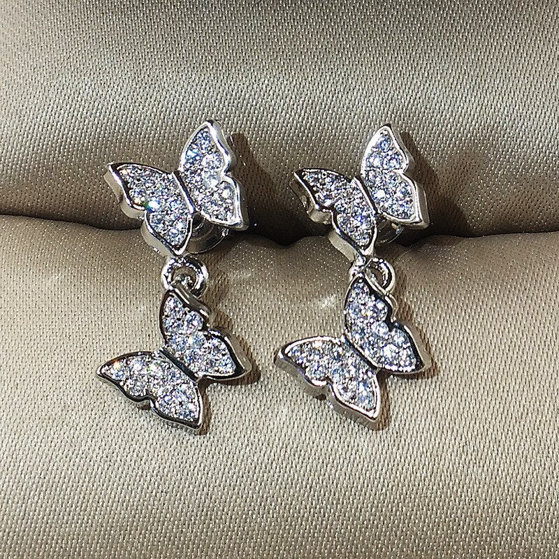 Bow-set diamond earrings-Jewearrings