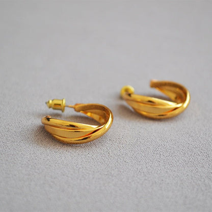 Brass 18K Gold Plating Winding Circle All-match Hoop Earrings Ear Studs-Jewearrings