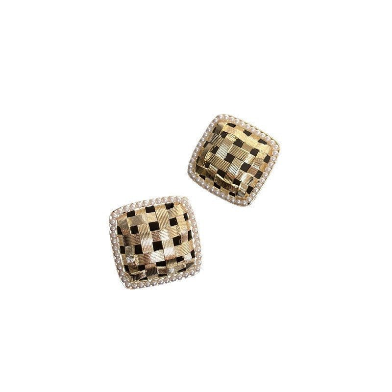 Brass Plating 14k Gold European And American Bloggers Geometric Three-dimensional Woven Square Earrings-Jewearrings