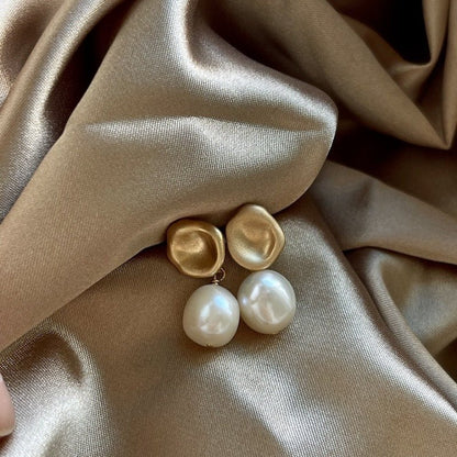 Brilliant Classic Baroque Pearl Stud Earrings-Jewearrings