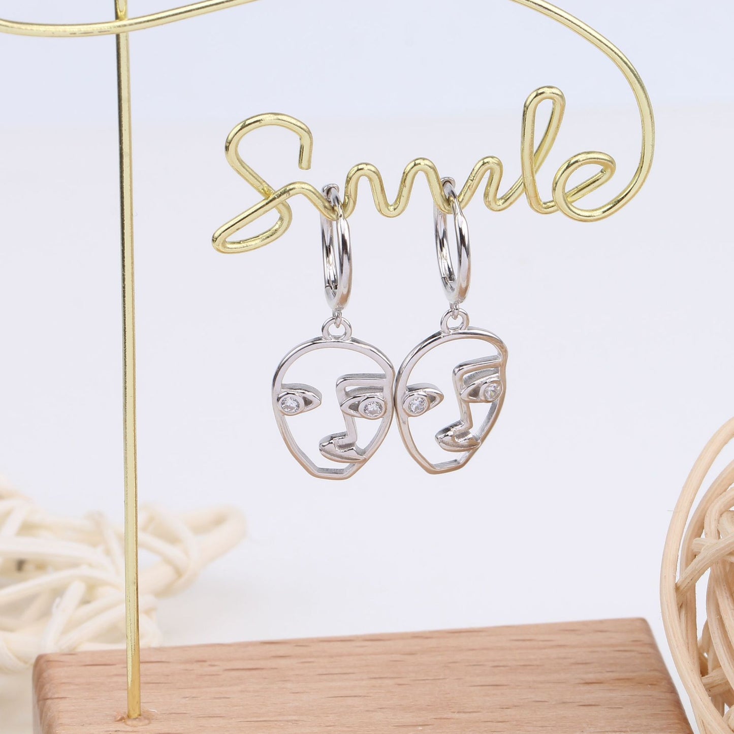 S925 Sterling Silver Ear Clip Abstract Facial Makeup Personality Hollow Out Earrings Fashionable Face Outline Earrings-Jewearrings