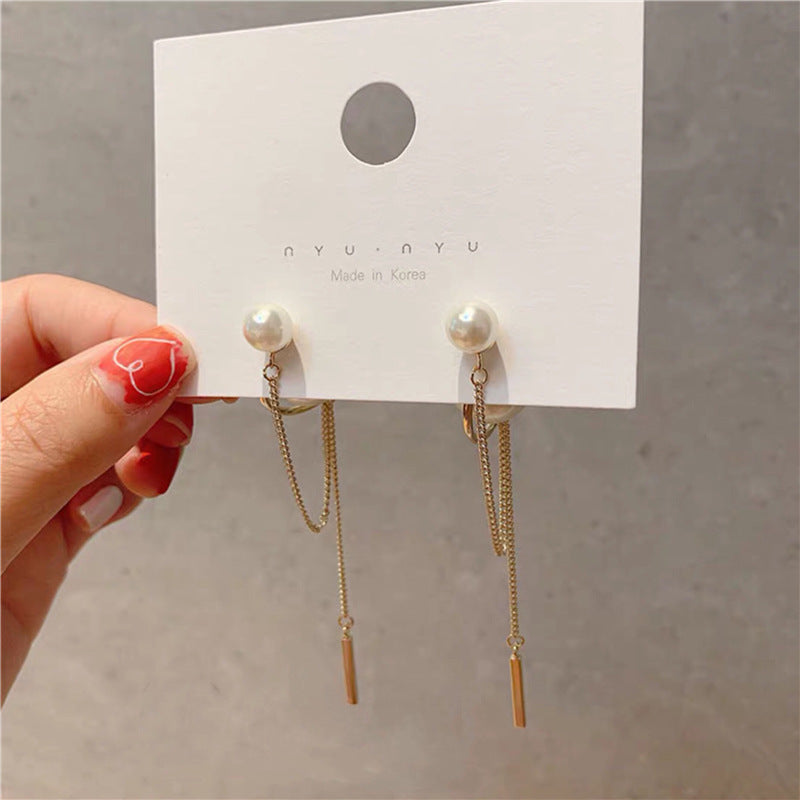 Simple Personality Size Pearl Moving Earrings-Jewearrings