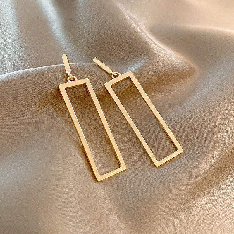 Women's Retro Simple Matte Gold Metal Earrings-Jewearrings