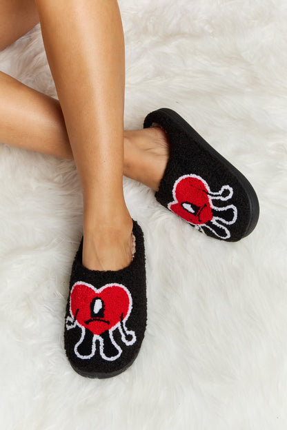 Melody Love Heart Print Plush Slippers-Jewearrings