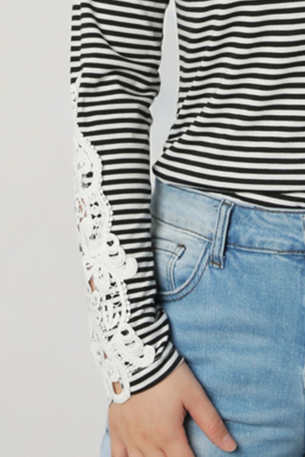 Striped Round Neck Long Sleeve Lace Trim T-Shirt-Jewearrings