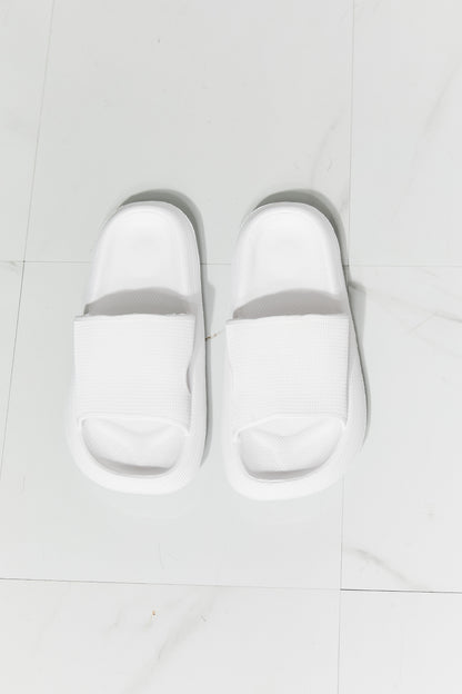 MMShoes Arms Around Me Open Toe Slide in White-Jewearrings