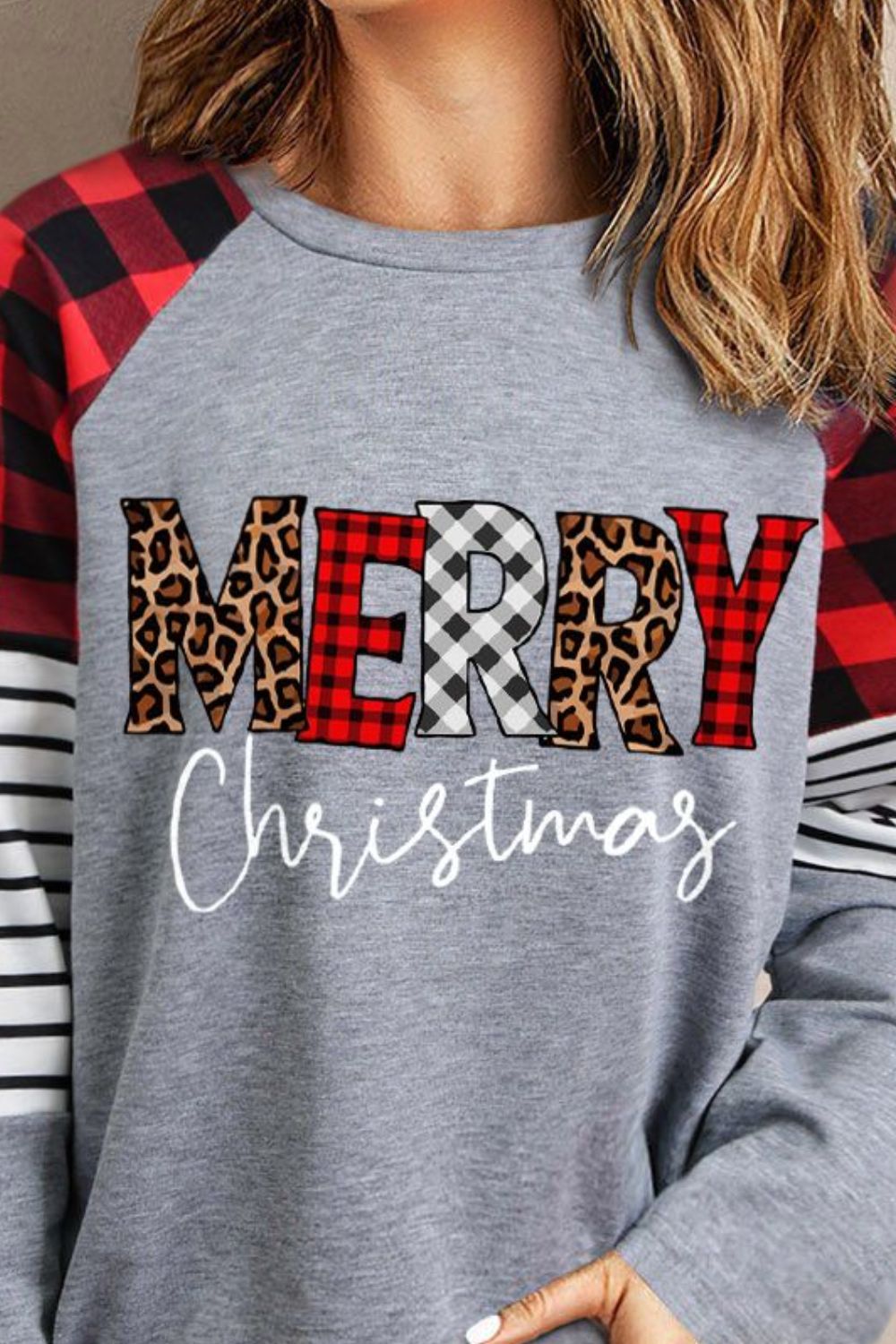 MERRY CHRISTMAS Graphic Sweatshirt-Jewearrings