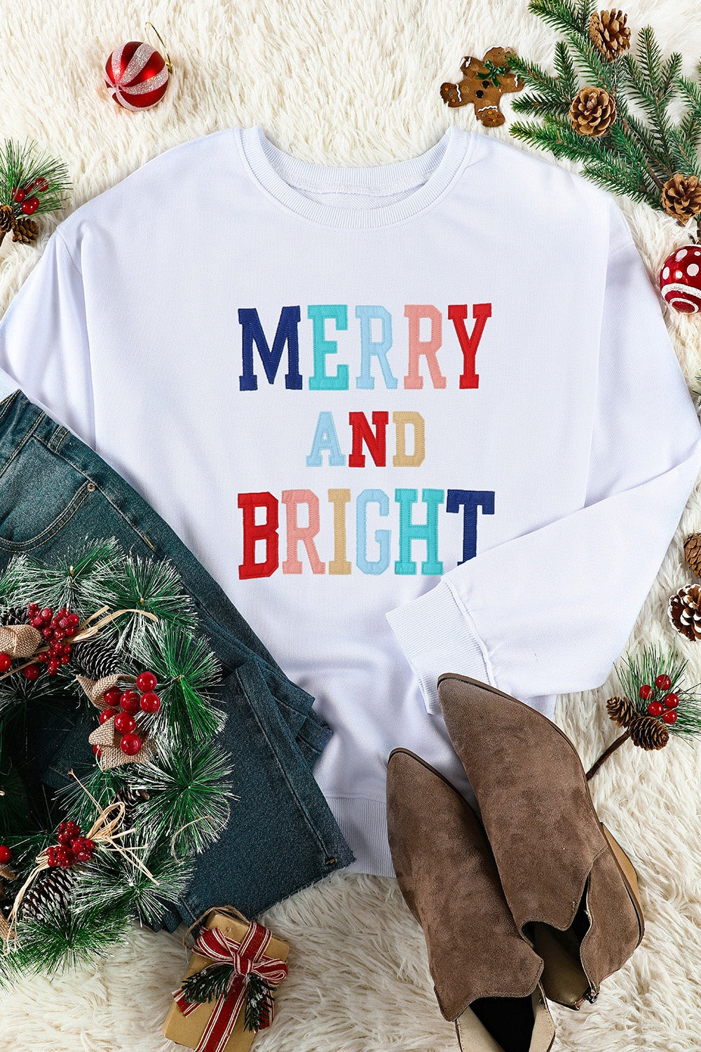 MERRY AND BRIGHT Graphic Sweatshirt-Jewearrings