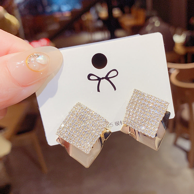 South Korea's Dongdaemun Fashion And Personality Exaggerated Silver Pin Earrings-Jewearrings