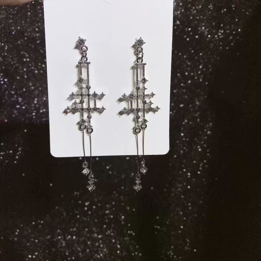 Cool All-match Classic Geometric Line Cross Silver Pin Earrings-Jewearrings