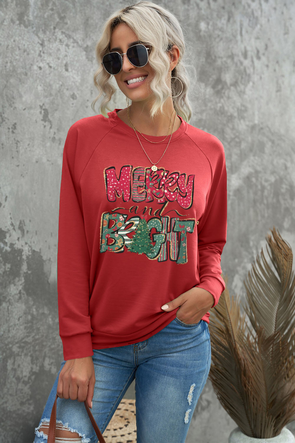 MERRY AND BRIGHT Graphic Sweatshirt-Jewearrings