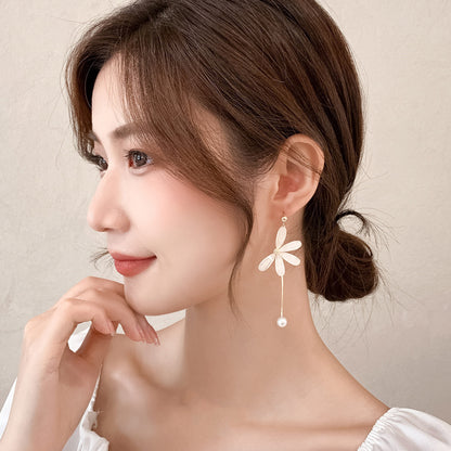 Temperament Flower Earrings Female Daisy Ear Clip-Jewearrings