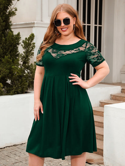 Plus Size Ruched Round Neck Short Sleeve Dress-Jewearrings