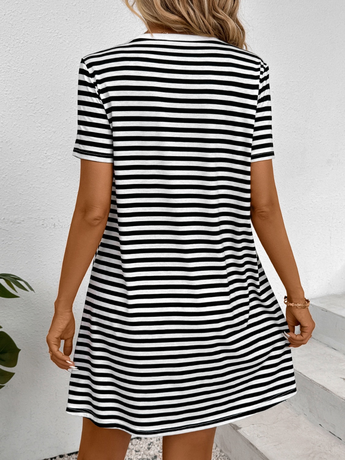 Striped Round Neck Short Sleeve Dress-Jewearrings