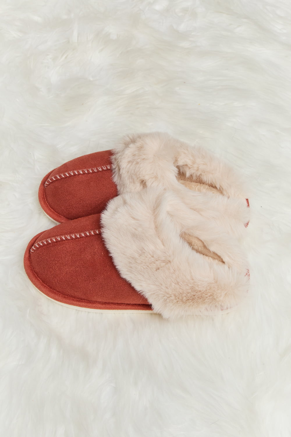 Melody Fluffy Indoor Slippers-Jewearrings