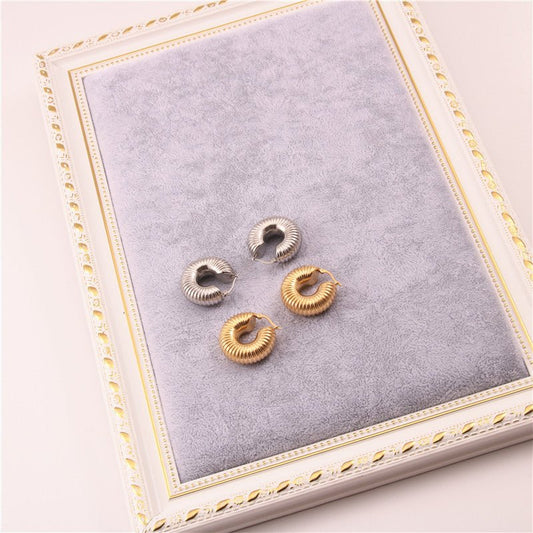 circle electric water pipe shape gold-plated earrings-Jewearrings