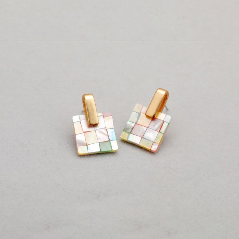 Colorful Shell Earrings Girls Elegant Commuter Geometric Plaid Stud-Jewearrings