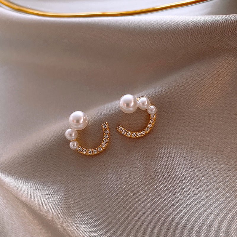 Creative Diamond-Studded Pearl C-Shaped Earrings-Jewearrings