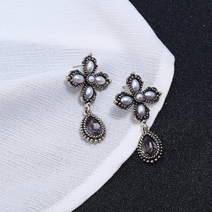 Creative Four-leaf Clover Pearl Inlaid Gemstone Drop Earrings-Jewearrings