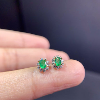 Women's Natural Emerald Silver Stud Earrings-Jewearrings