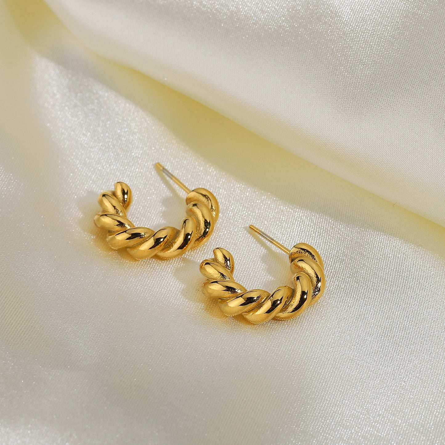 Ladies Twist Spiral Hoop Earrings 18K Gold Plated-Jewearrings