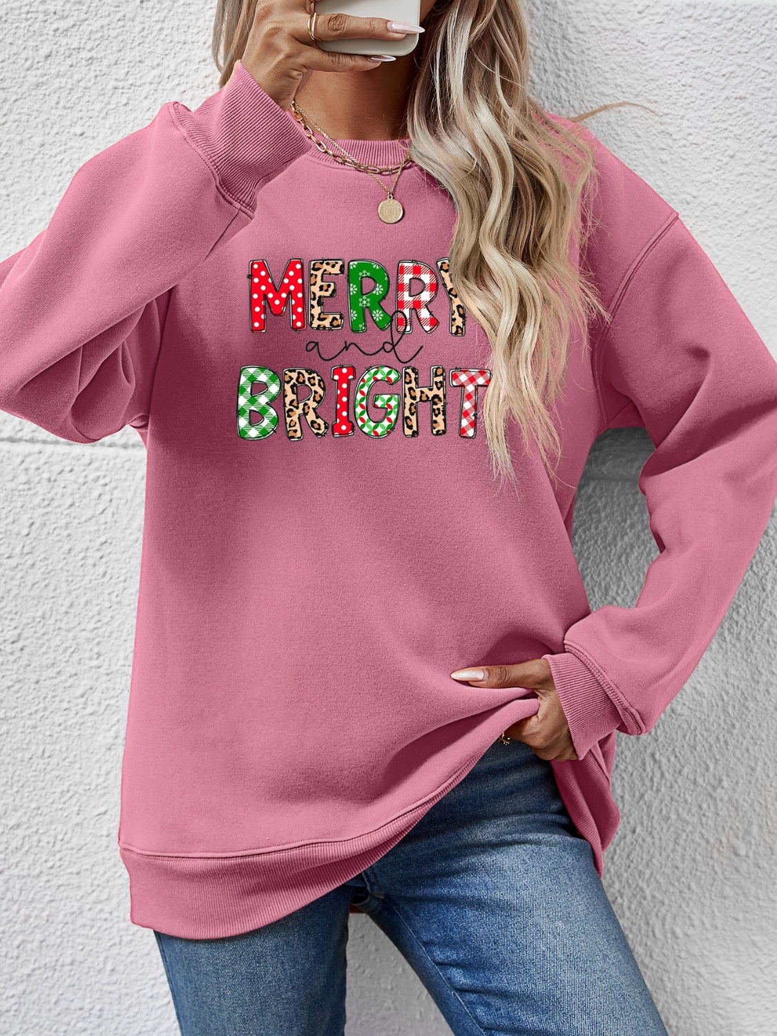 MERRY AND BRIGHT Round Neck Sweatshirt-Jewearrings