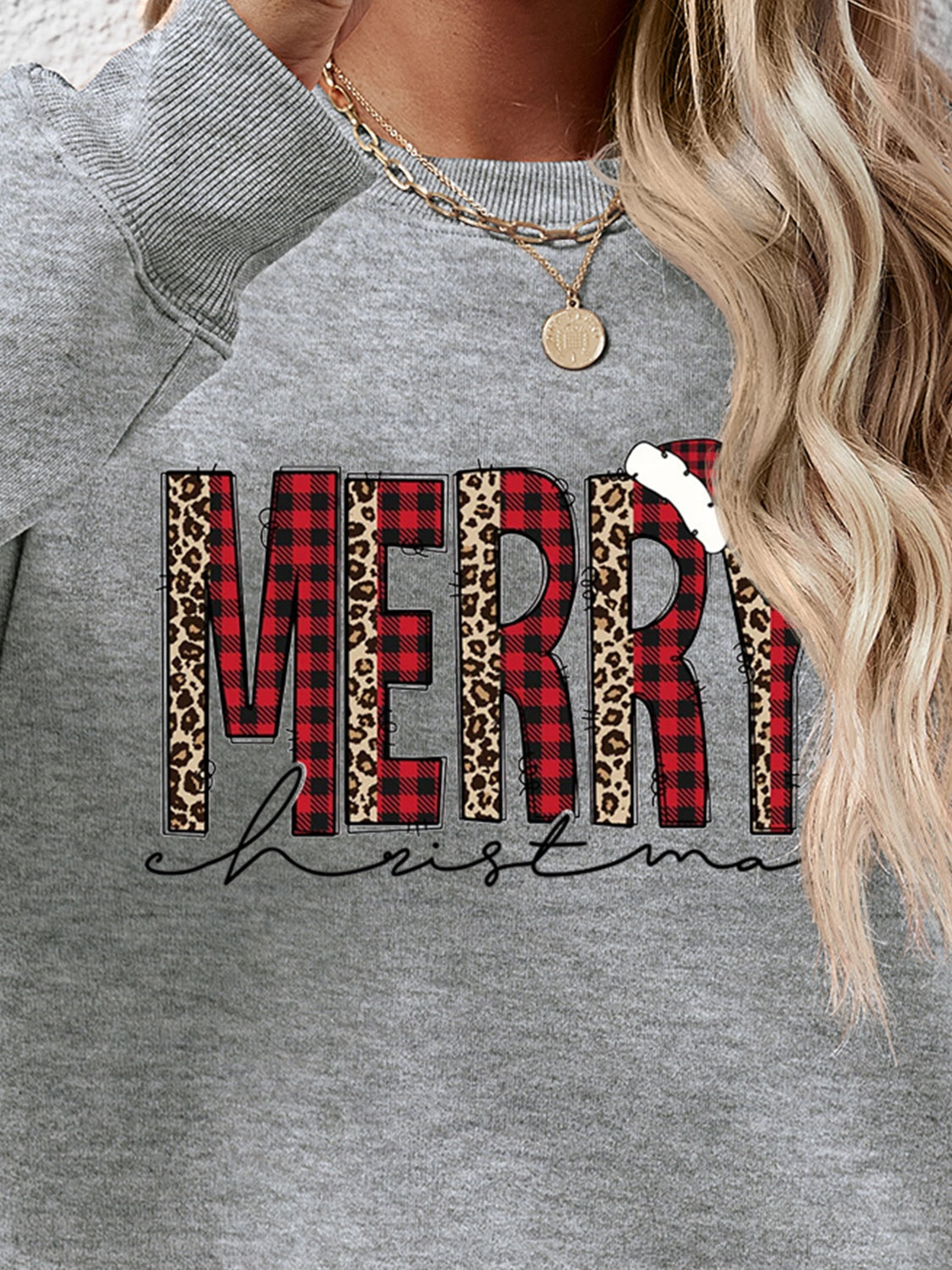 MERRY CHRISTMAS Round Neck Long Sleeve Sweatshirt-Jewearrings