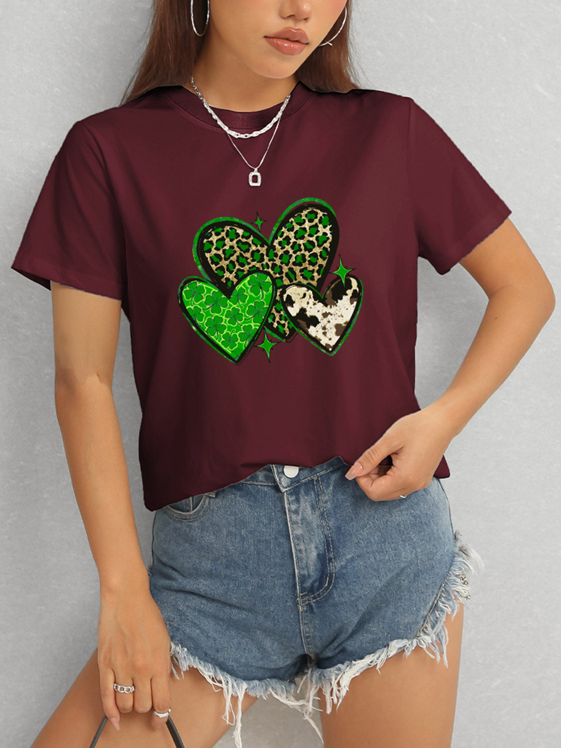 Heart Round Neck Short Sleeve T-Shirt-Jewearrings