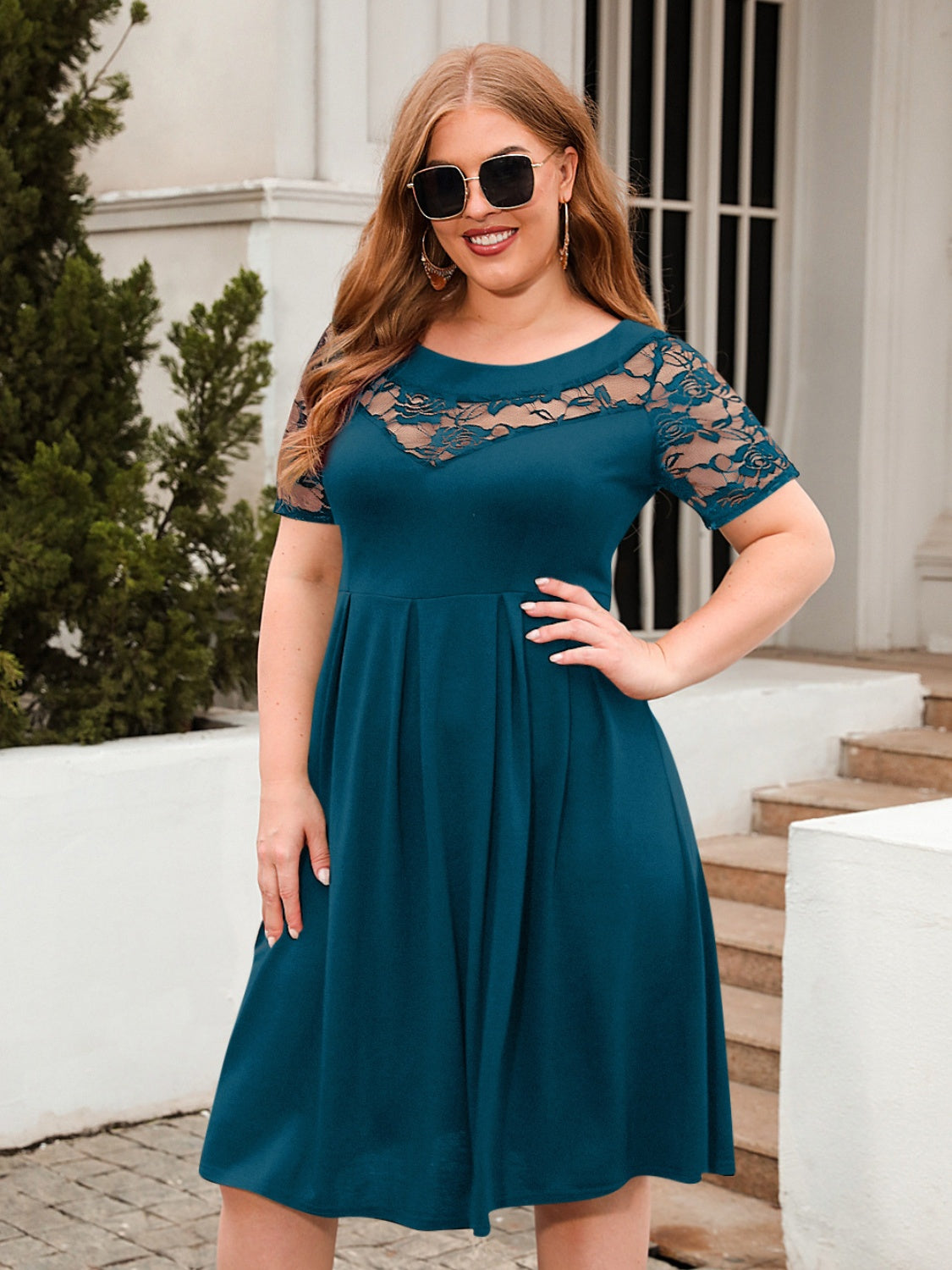 Plus Size Ruched Round Neck Short Sleeve Dress-Jewearrings